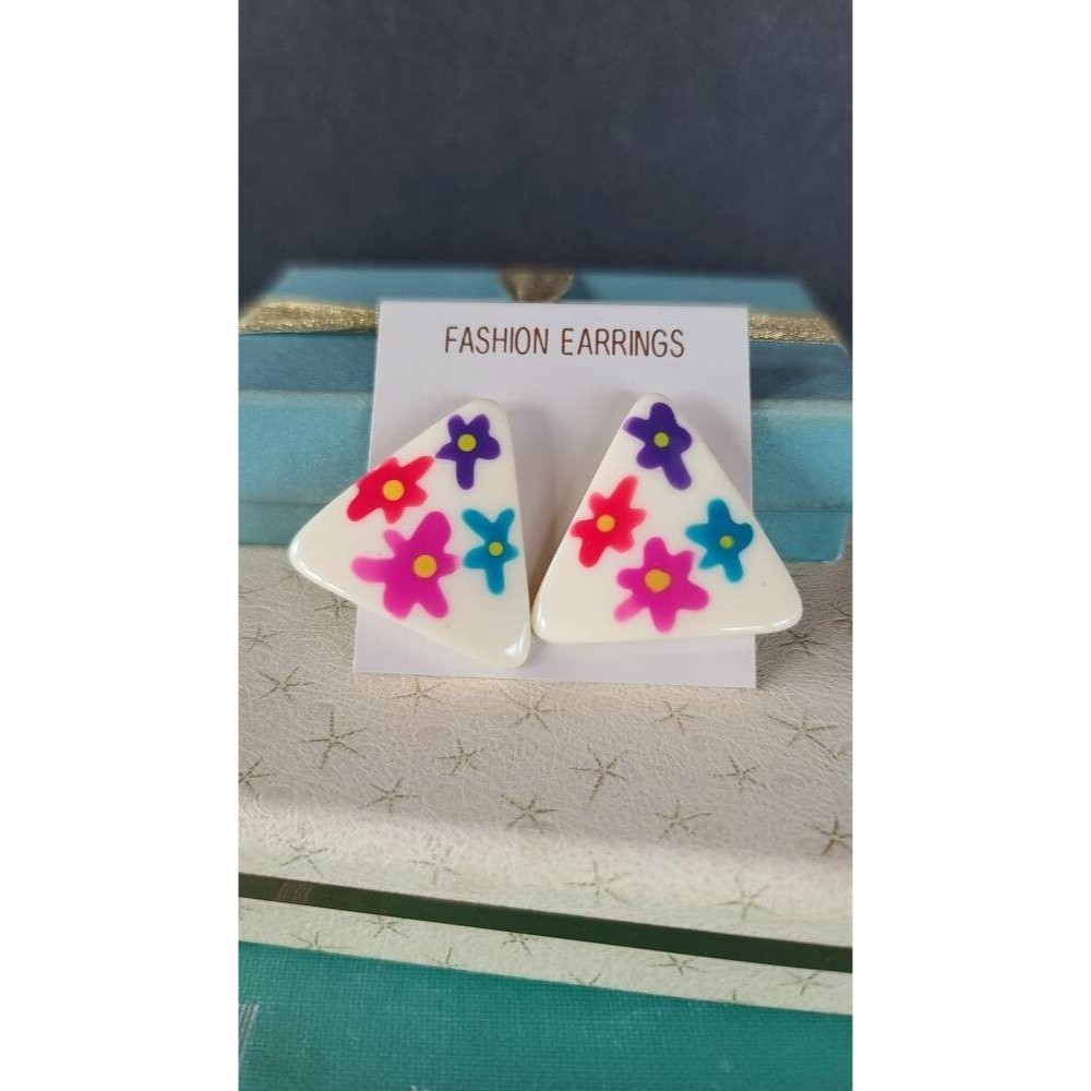 80s Triangular Floral Earrings